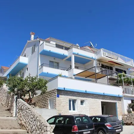 Apartman Tasina