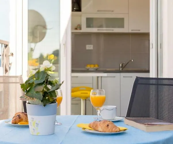 Tasina Apartment